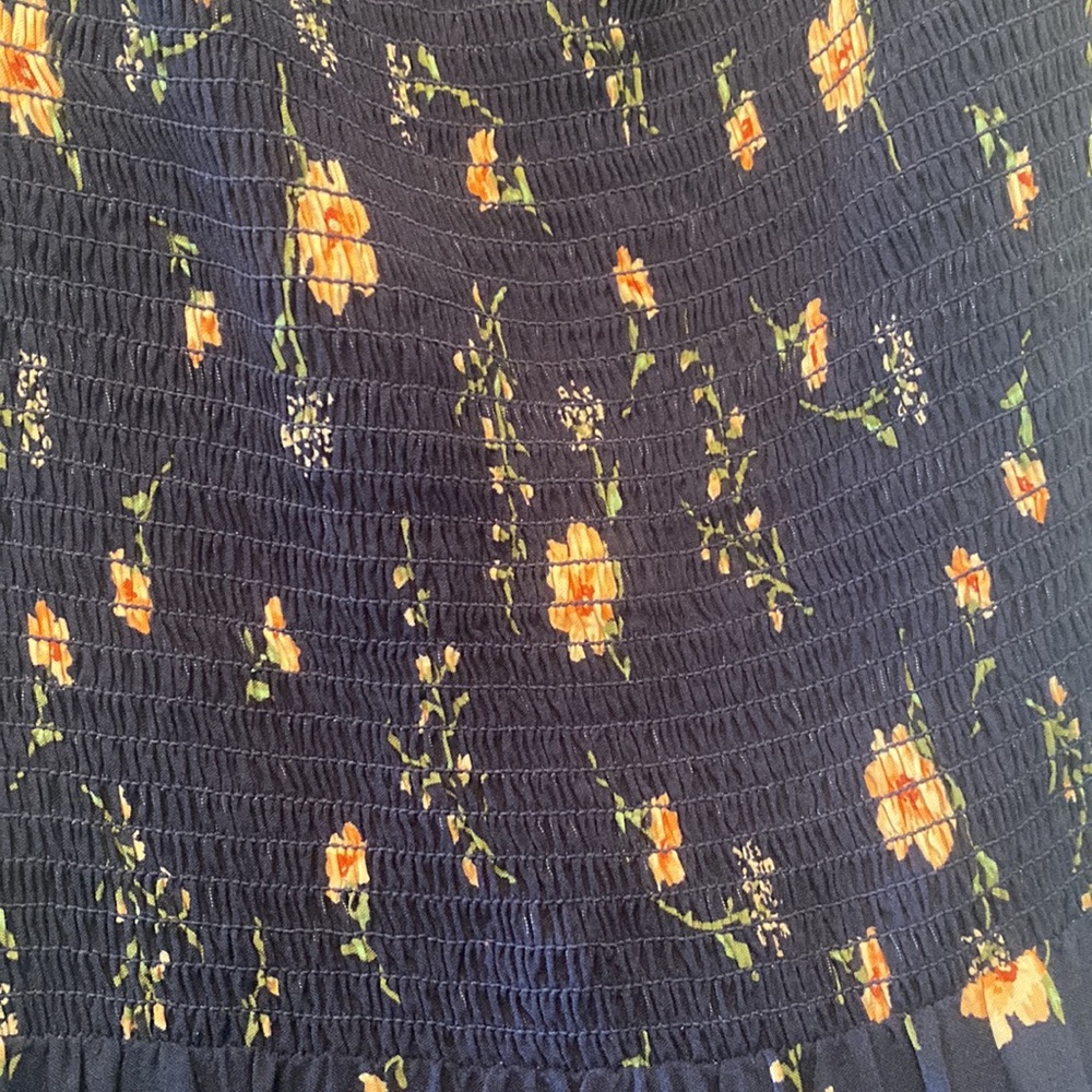 Spring dress - Picture 3 of 5